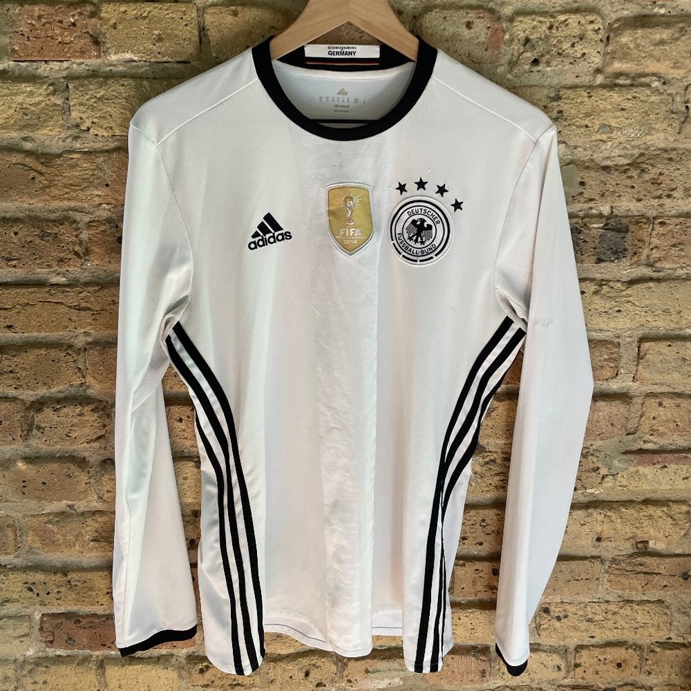 Adidas Germany 2016-17 LS Home Jersey w/ World Cup Winner Patch  - Medium